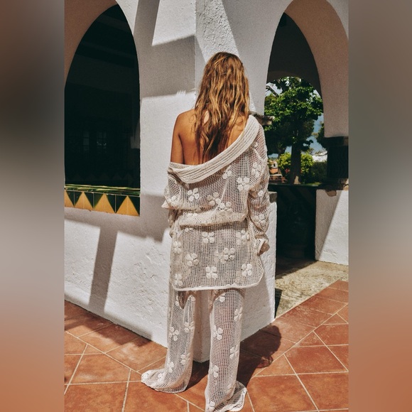 🦋 Bloggers Favorite 🦋 NWT Zara Floral Crochet Top & Pants Set Size L - Picture 16 of 16